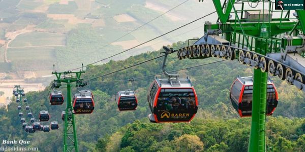 Đi Cáp Treo Chùa Bà Đen - Tây Ninh