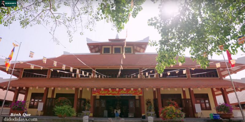 Chùa Phật Lớn – Núi Cấm