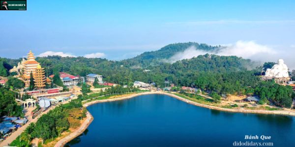 Vẻ Đẹp Kỳ Vĩ Tại Chùa Vạn Linh – Núi Cấm