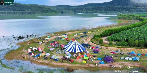 Hồ Dầu Tiếng Cấm Trại