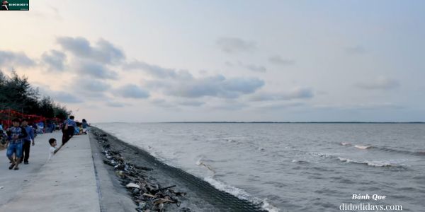Biển Thừa Đức Bình Đại