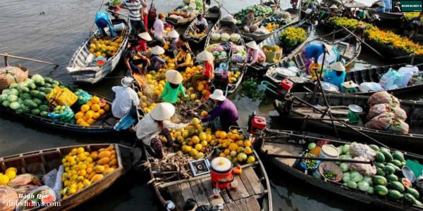 Chợ Nổi Trà Ôn