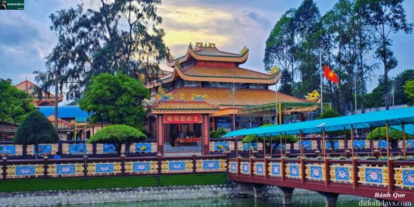 Miếu Bà Chúa Xứ Bàu Mướp