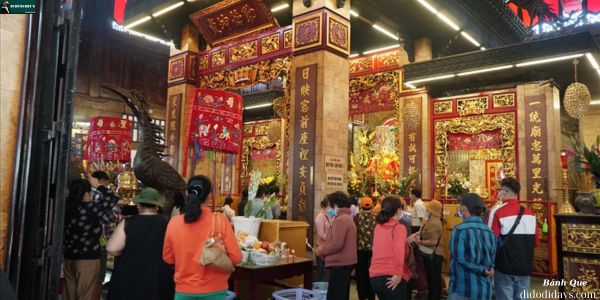 Miếu Bà Chúa Xứ Núi Sam