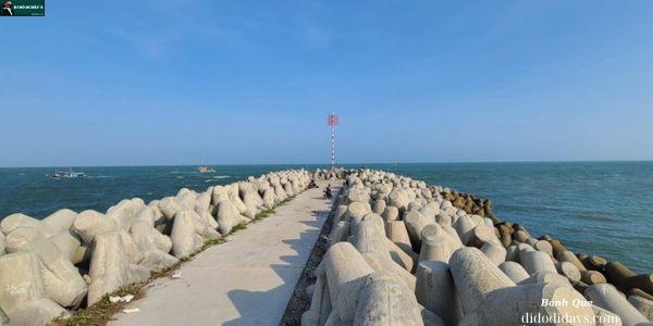 Bờ kè Phước Hải