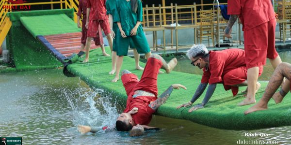 Thử thách đi cầu lắc