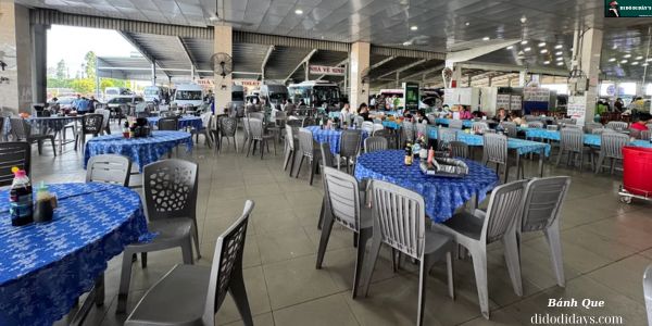 Trạm Dừng Chân Út Thẳng