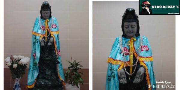 Quan Âm Bồ Tát giơ hai tay cứu độ