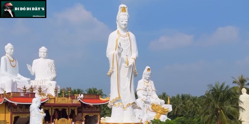 Bức Tượng Mẹ Nam Hải Tiền Giang