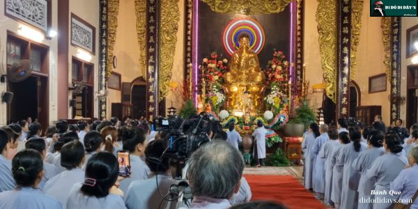 Lễ Hội Được Tổ Chức Tại Chùa Phật Học