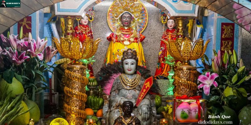 tượng bà Đen Chùa Bà Đen - Tây Ninh