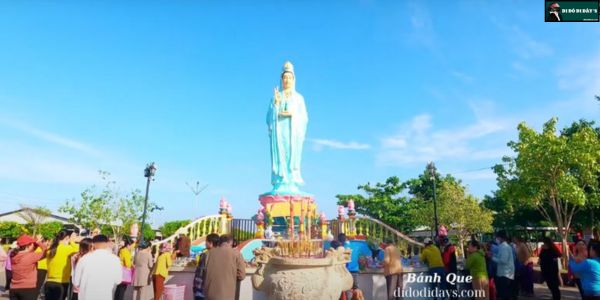 Chiêm Ngưỡng Tượng Phật Bà Hướng Biển