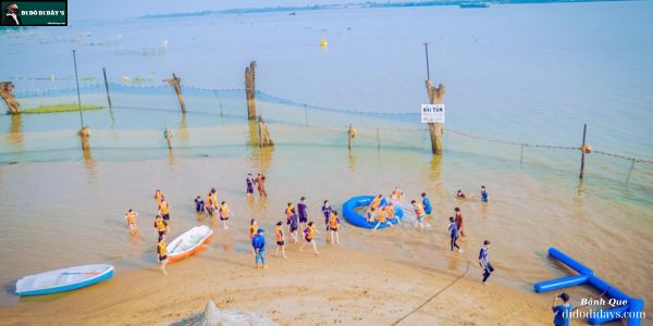 Tắm Sông Phong Cách Bãi Biển