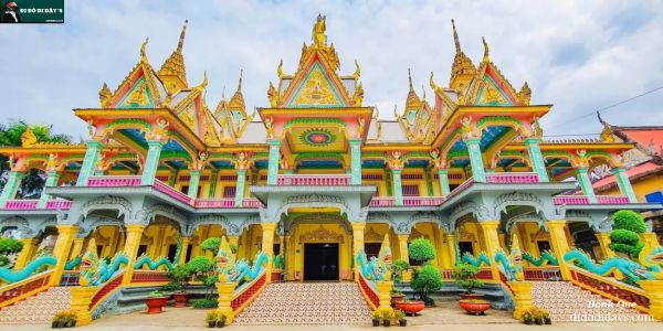 chánh điện Chùa Som Rong