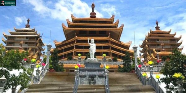 Pháp Viện Minh Đăng Quang