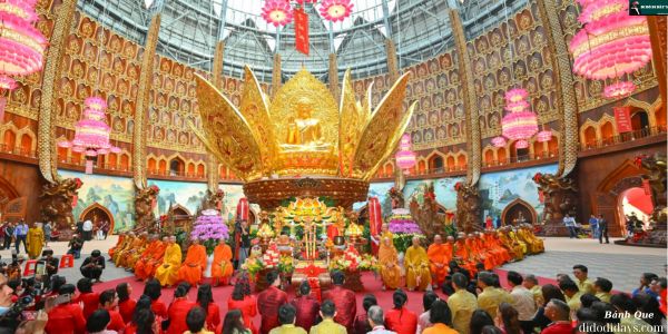 Sự uy nghi của Đức Phật Dược Sư