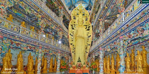  Chùa Linh Phước (Chùa Ve Chai) 