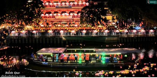 Lễ hội Hoa Đăng chùa pháp hoa