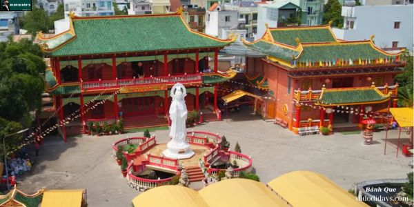 KIẾN TRÚC MÁI NGÓI XANH NGỌC BÍCH