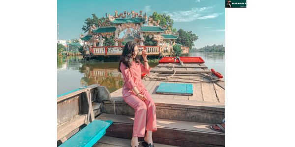 Trải nghiệm ngồi ghe