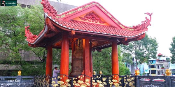 Việt Nam Quốc Tự Đại hồng chung